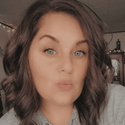 Melissa V., Babysitter in Oglesby, IL 61348 with 15 years of paid experience