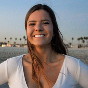 Ariana C. - Long Beach <span class="translation_missing" title="translation missing: en.application.care_types.child_care">Child Care</span>