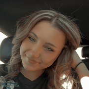 Kayla V., Pet Care Provider in Litchfield, AZ with 1 year paid experience