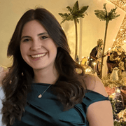 Sophia B., Babysitter in 08840 with 4 years of paid experience