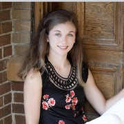 Kenna K. - Lake Geneva Babysitter