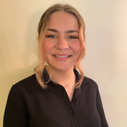Emma W., Pet Care Provider in Greenfield, WI with 5 years paid experience