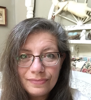 Karen S. - Sussex Nanny