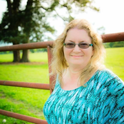 Shelley C. - Ashdown Nanny