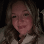 Abi M., Babysitter in Enumclaw, WA 98022 with 5 years of paid experience