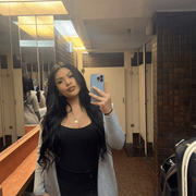 Estefania L., Babysitter with 4 years of paid experience