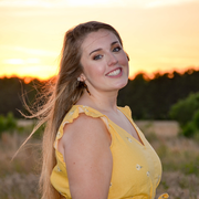 Lauren R. - Greenville Babysitter